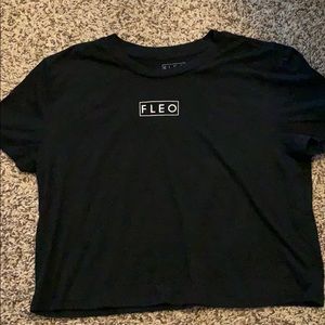 Fleo crop shirt